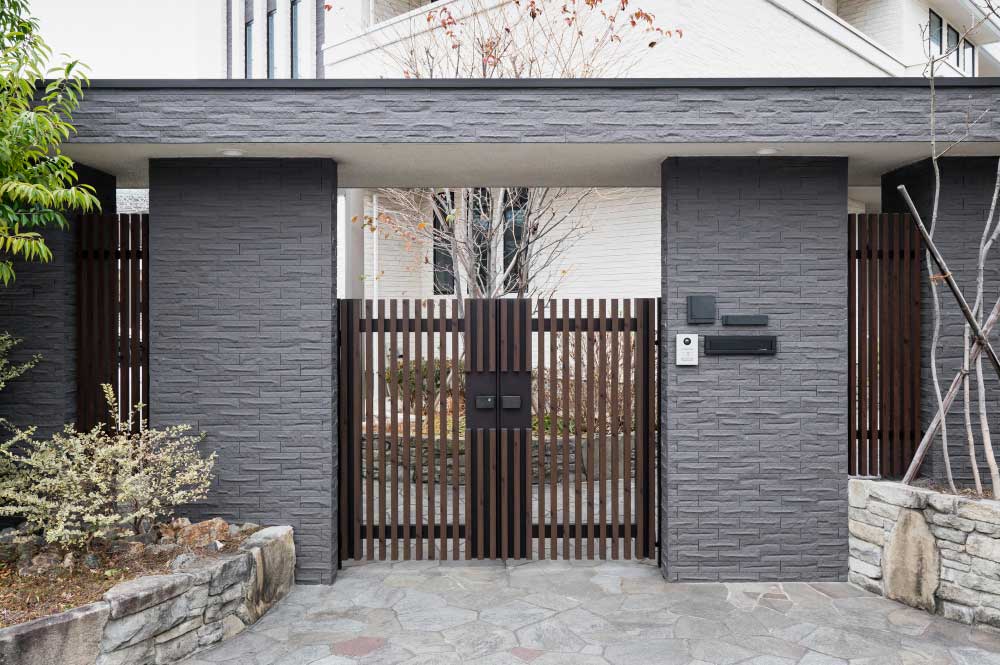 Automated gate system for secure and convenient residential access.