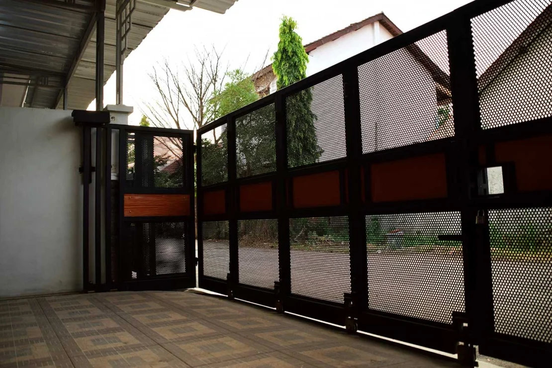 Gate Motor Sizing: Why Weight, Width and Daily Use Matter
